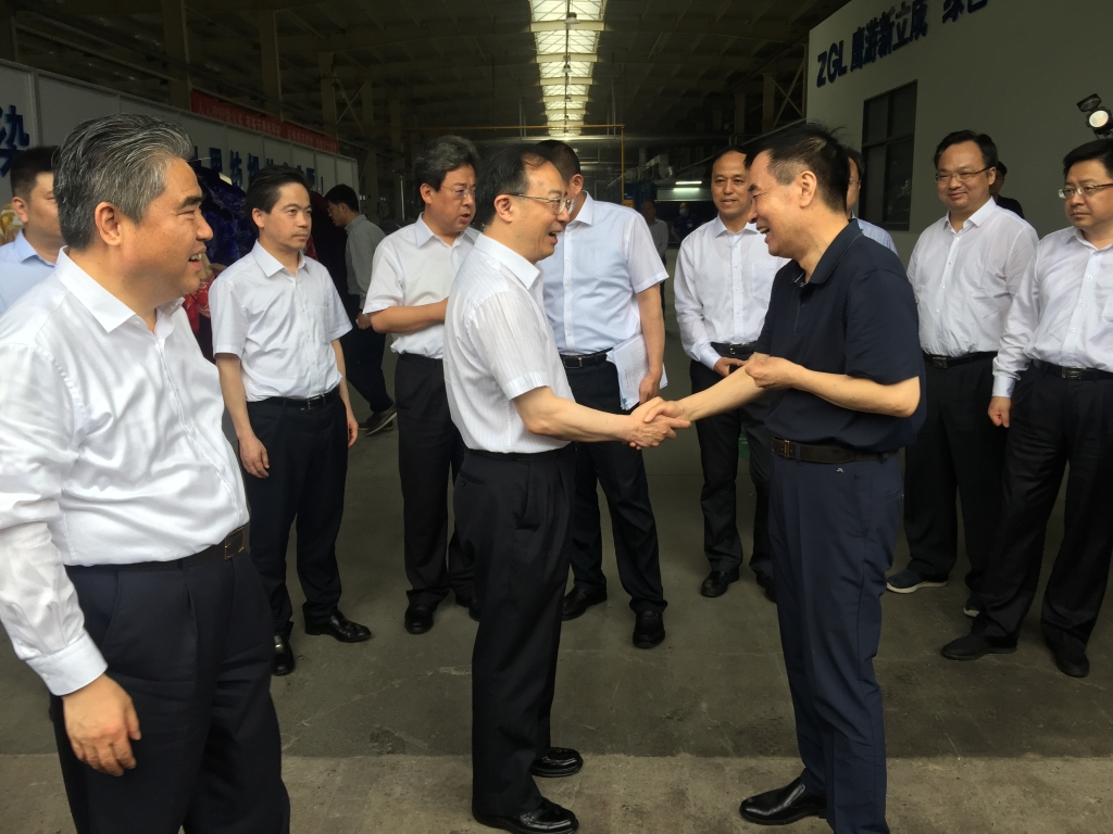 2020年6月23日，省長(zhǎng)吳政隆來(lái)新立成公司調(diào)研指導(dǎo)工作